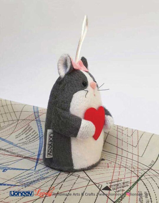 وزنه عروسکی طرح گربه پارچه‌ای