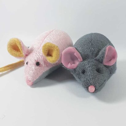 موش عروسکی اسباببازی گربه زنگولهدار پارچهای