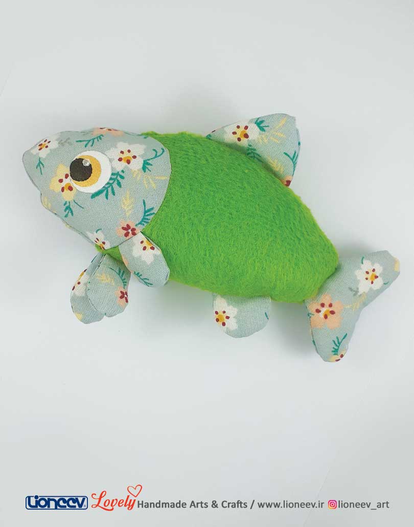 ماهی اسباببازی گربه زنگولهدار پارچهای